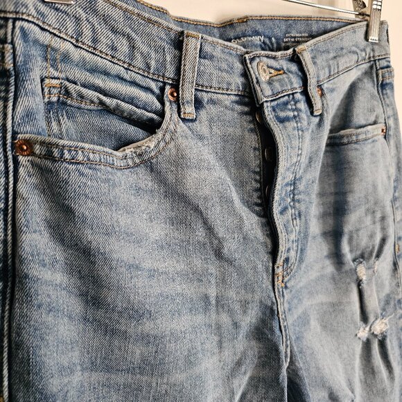 Extra High Rise Sky-Hi Straight Ripped Jeans (Size 6) - Picture 4 of 5